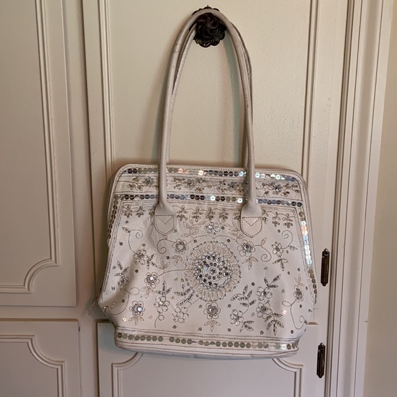 White Chico’s handbag - Picture 2 of 4